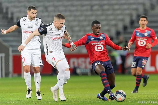 三分7中1！新科状元对阵马刺出手12次得到11分